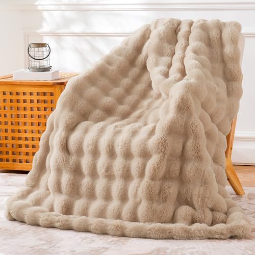 BENVWE Faux Fur Throw Blanket Beige Twin